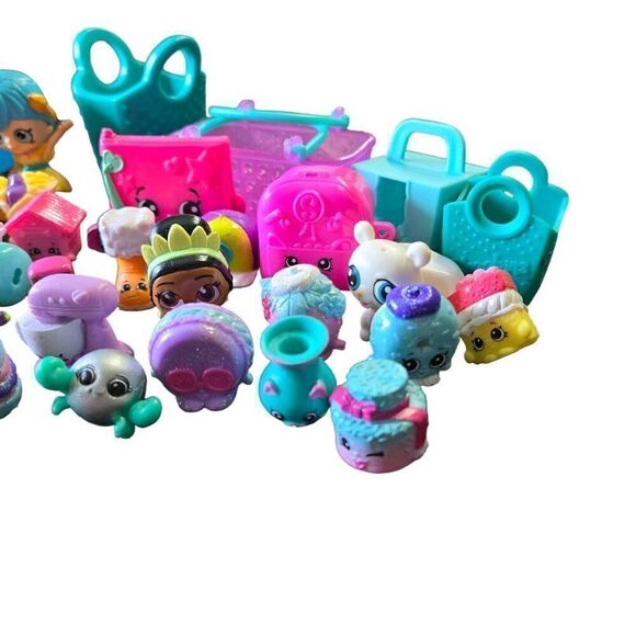 Shopkins Mixed Lot Food Fair Crystal Shoppies 64 peices Random - Picture 5 of 9